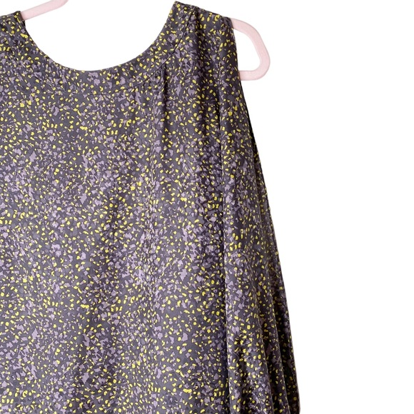 Elizabeth and James Silk Floral Off Shoulder Slit Mini Dress with pockets Size 4 - Picture 3 of 13